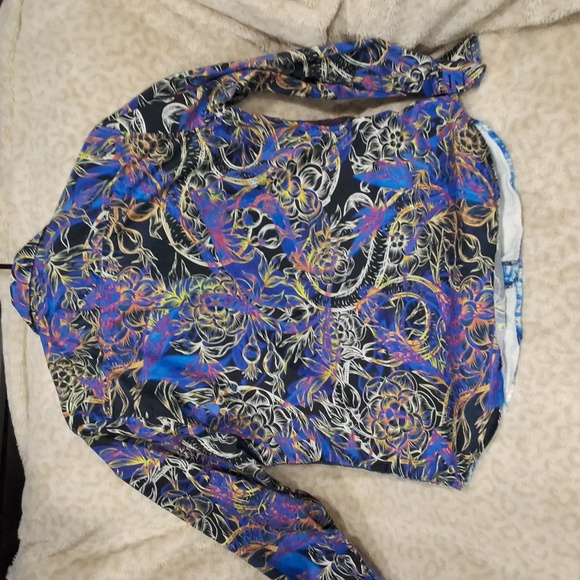 Robert Graham Vibrant Red and Blue Dress Shirt - Picture 2 of 3